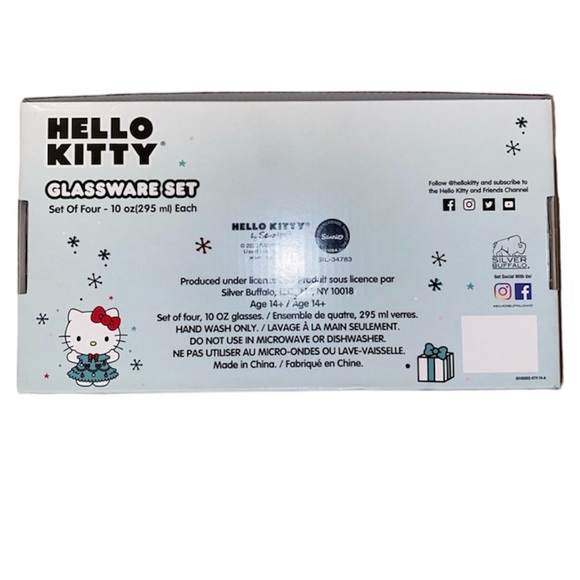 🎄 HELLO KITTY GLASSWARE SET of 4 - Picture 2 of 6